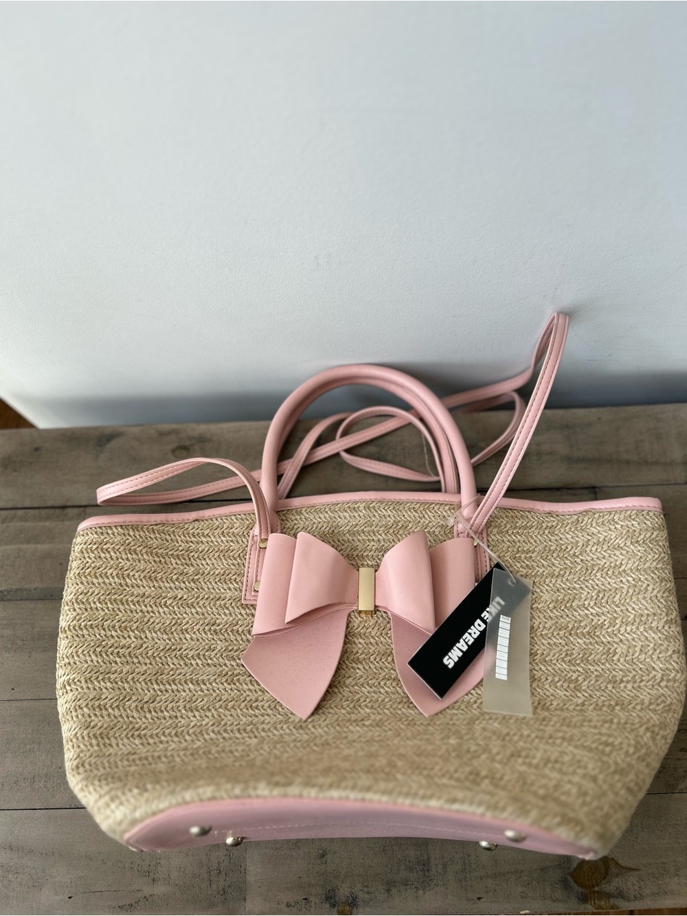 Like Dreams Pink Bow Straw Tote Bag NWT Woven Basket 🎀 - Picture 5 of 6